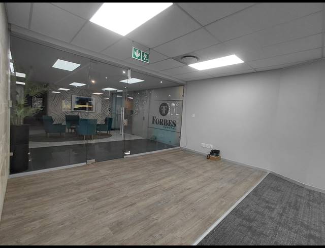 249M² OFFICE TO LET IN BRYANSTON